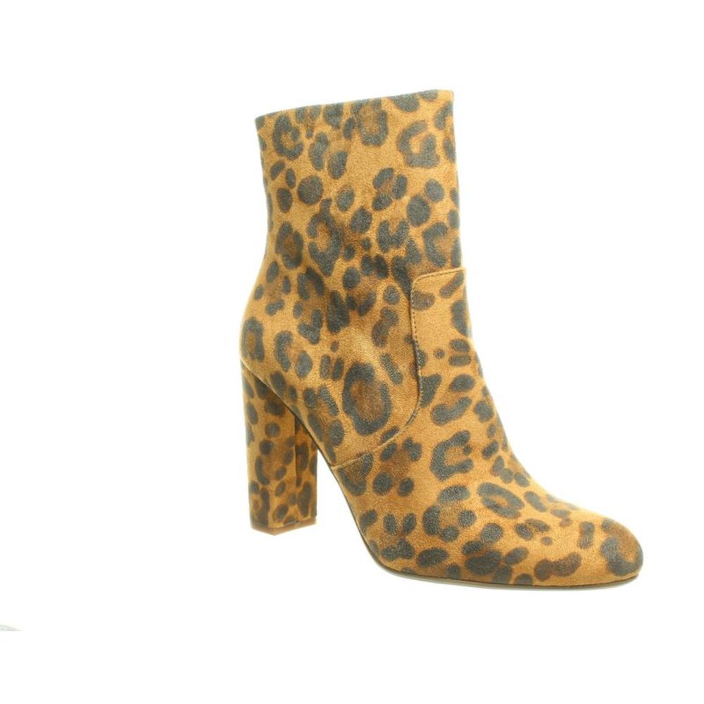 Steve Madden Womens Editor Leopard Fashion Boots Size 7.5 Medium (B, M)